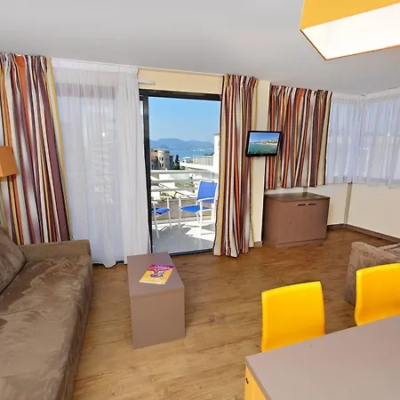 Felibriges Apartment
